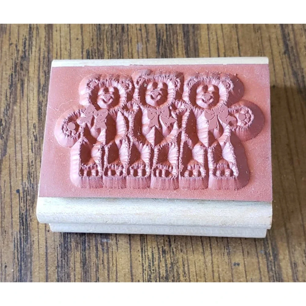 Stampin Up Three Teddy Bears Hugging 1992 Wood Mounted Rubber Stamp